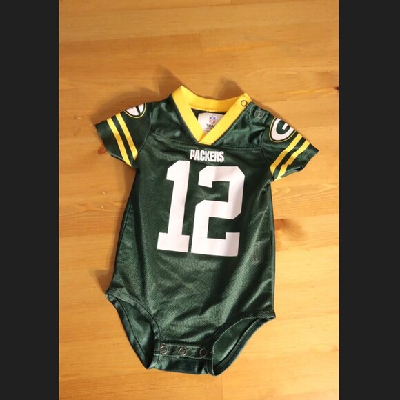 NFL Packers  jersey onesie, #12, Aaron Rogers, snaps at shoulder and bottom, - Picture 6 of 7